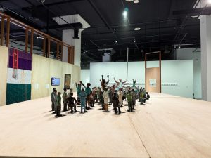 【金属美術工芸品】工藤健 作 丑置物「曜」ブロンズ 像 牛 干支 骨董 銅 あなたの肖像—工藤哲巳回顧展 @ 東京国立近代美術館 - ART iT（アート