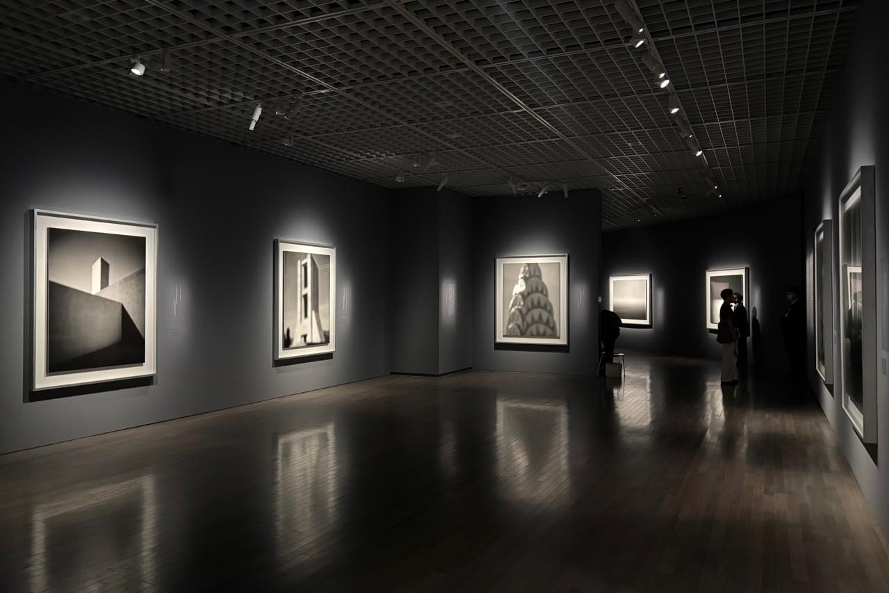 Architecture, Installation view HIROSHI SUGIMOTO: EXTINCTION, The National Museum of Modern Art, Tokyo, Tokyo, 2026 © Hiroshi Sugimoto / Courtesy of Gallery Koyanagi